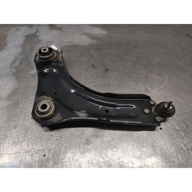 Recambio de brazo suspension inferior delantero izquierdo para renault scénic iii (jz0/1_) 1.5 dci referencia OEM IAM   