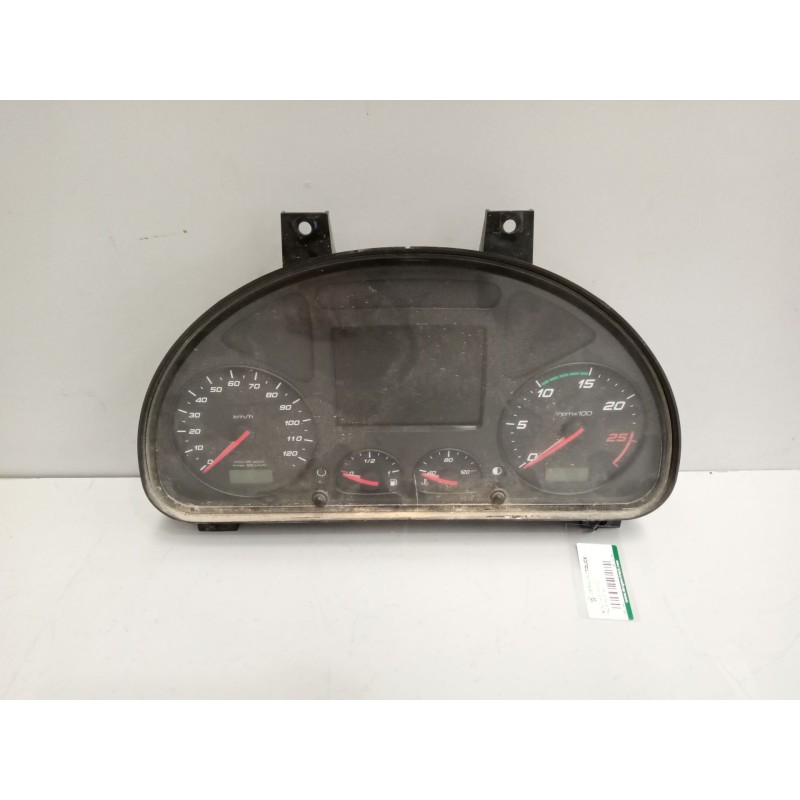 Recambio de cuadro instrumentos para iveco stralis (as) 12.9 diesel referencia OEM IAM 5801916610  