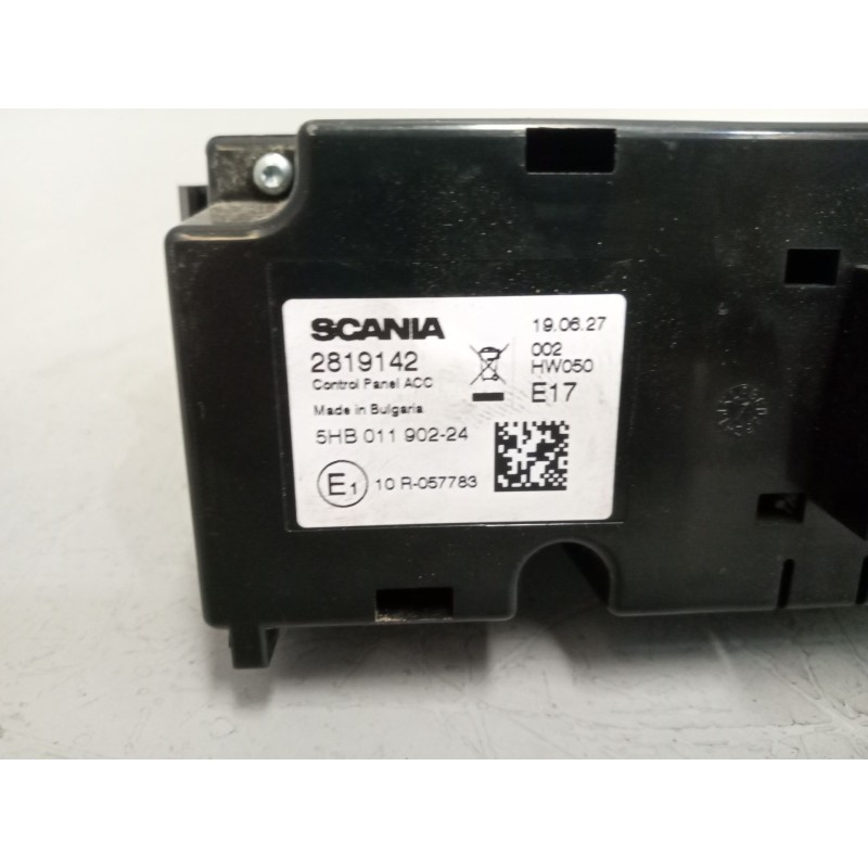 Recambio de mando calefaccion / aire acondicionado para scania r i r 450 referencia OEM IAM 2819142 - Azul 4