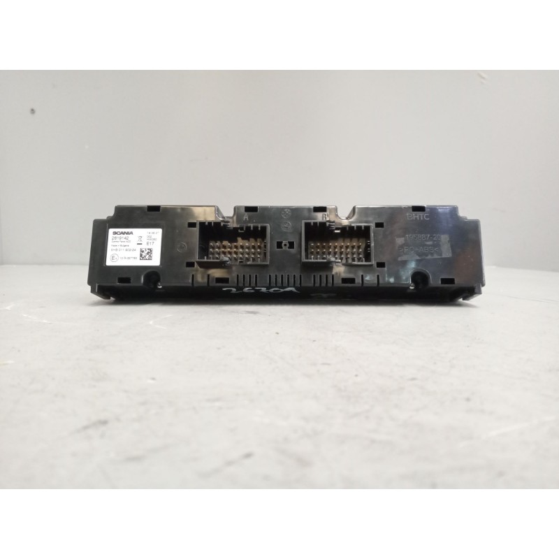 Recambio de mando calefaccion / aire acondicionado para scania r i r 450 referencia OEM IAM 2819142 - Azul 5