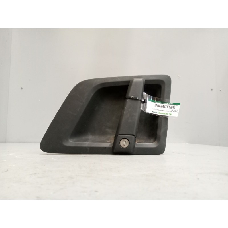 Recambio de maneta exterior delantera izquierda para scania r i r 450 referencia OEM IAM 2642201  