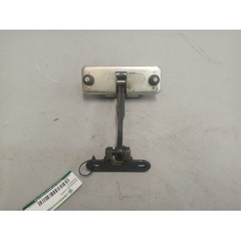 Recambio de retenedor puerta para scania r i r 450 referencia OEM IAM 2045107  