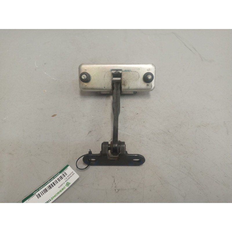 Recambio de retenedor puerta para scania r i r 450 referencia OEM IAM 2045107  