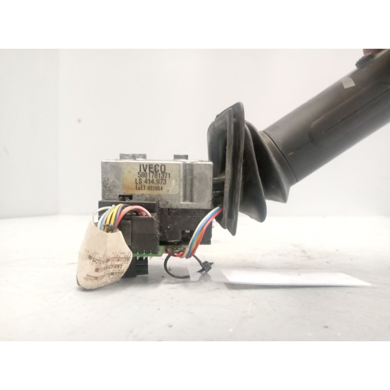 Recambio de mando intarder para iveco stralis (as) 12.9 diesel referencia OEM IAM 5801781371 - Blanco 2