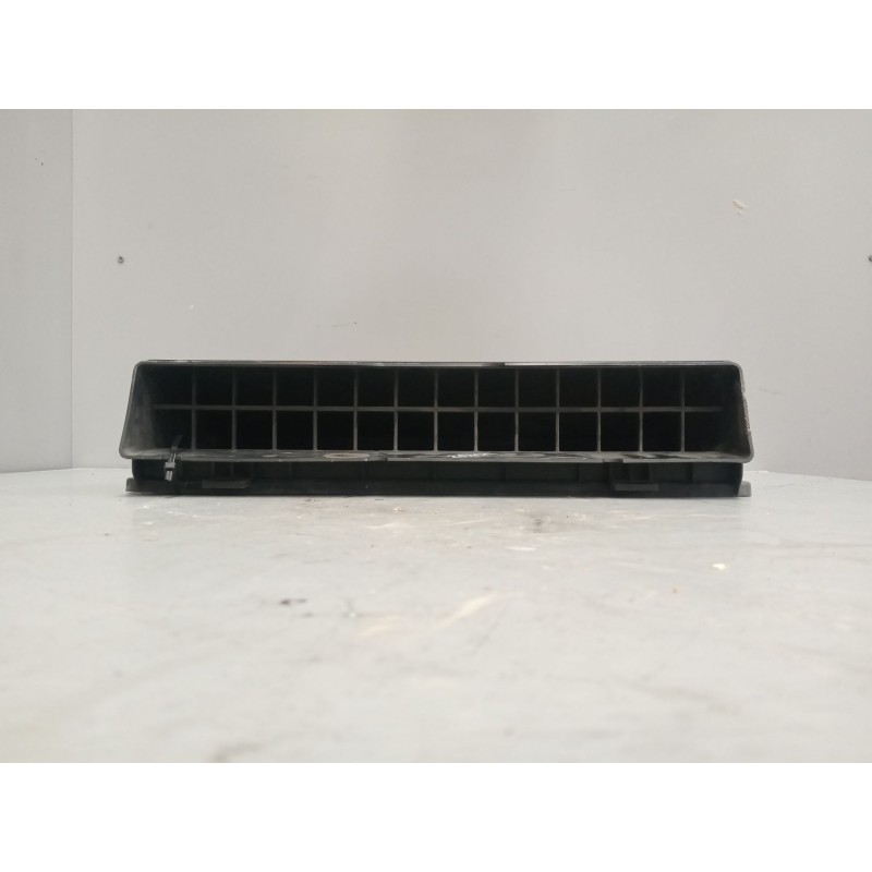 Recambio de moldura calefaccion para scania r i r 450 referencia OEM IAM 2646592 - Azul 4