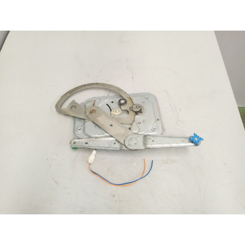Recambio de elevalunas delantero derecho para scania r i r 440 referencia OEM IAM 2572351 - Blanco 2