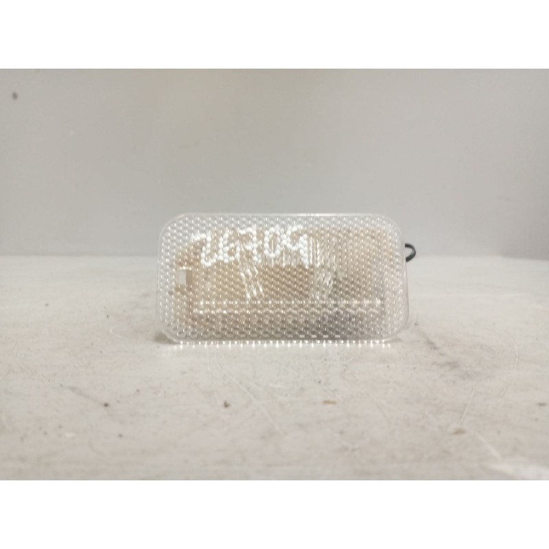 Recambio de luz interior para scania r i r 450 referencia OEM IAM 2039482  