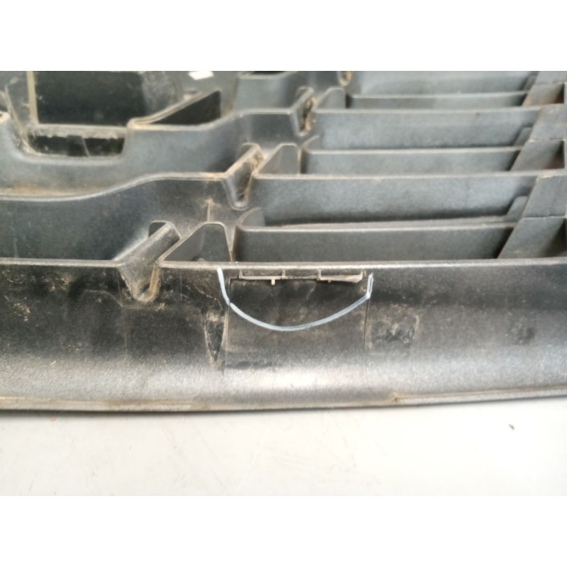 Recambio de rejilla delantera para renault master iii caja/chasis (ev, hv, uv) 2.3 dci 135 rwd (hv0n, uv0n) referencia OEM IAM 6 - Blanco 5