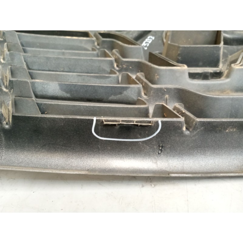 Recambio de rejilla delantera para renault master iii caja/chasis (ev, hv, uv) 2.3 dci 135 rwd (hv0n, uv0n) referencia OEM IAM 6 - Blanco 6