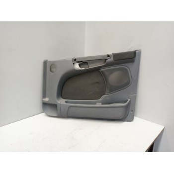 Recambio de guarnecido puerta delantera derecha para scania p,g,r,t - series g 440, r 440 referencia OEM IAM 2123232 1867883 