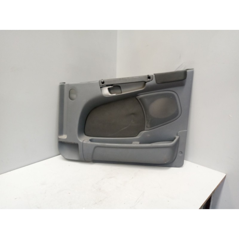 Recambio de guarnecido puerta delantera derecha para scania p,g,r,t - series g 440, r 440 referencia OEM IAM 2123232 1867883 