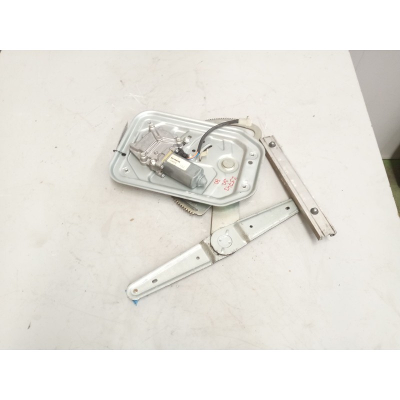 Recambio de elevalunas delantero derecho para scania p,g,r,t - series g 440, r 440 referencia OEM IAM 2572349  