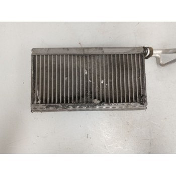 Recambio de evaporador aire acondicionado para scania p,g,r,t - series g 440, r 440 referencia OEM IAM 1772726  