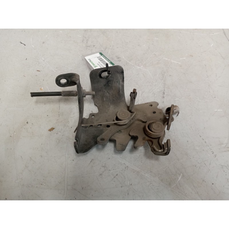 Recambio de cierre calandra para scania p,g,r,t - series g 440, r 440 referencia OEM IAM 19925341  