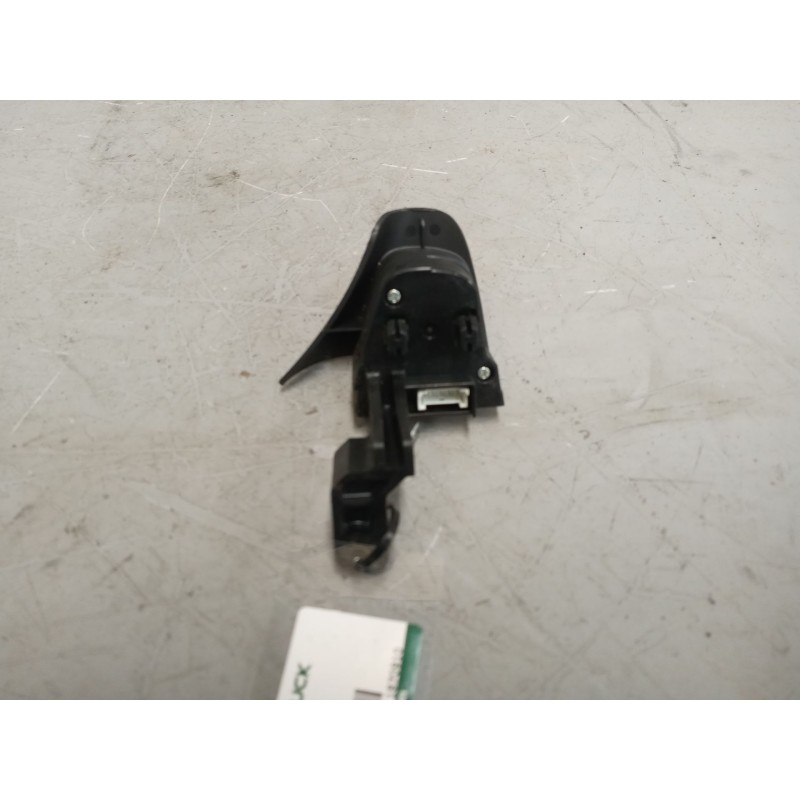 Recambio de mando volante para scania p,g,r,t - series g 440, r 440 referencia OEM IAM 1870910 - Azul 2