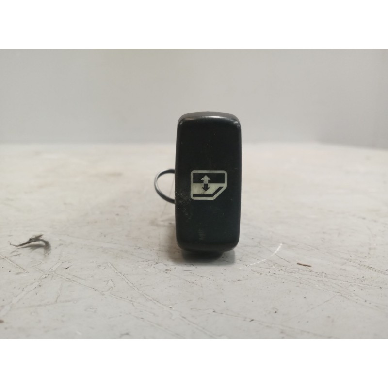 Recambio de elevalunas delantero izquierdo para scania p,g,r,t - series g 440, r 440 referencia OEM IAM 1421856  