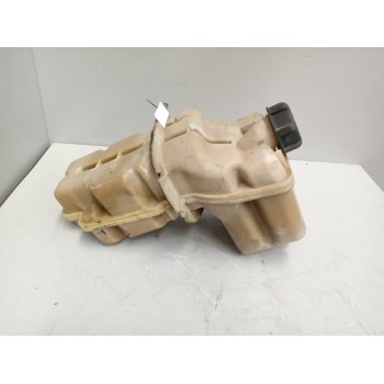 Recambio de deposito expansion para scania p,g,r,t - series g 440, r 440 referencia OEM IAM 2401669  