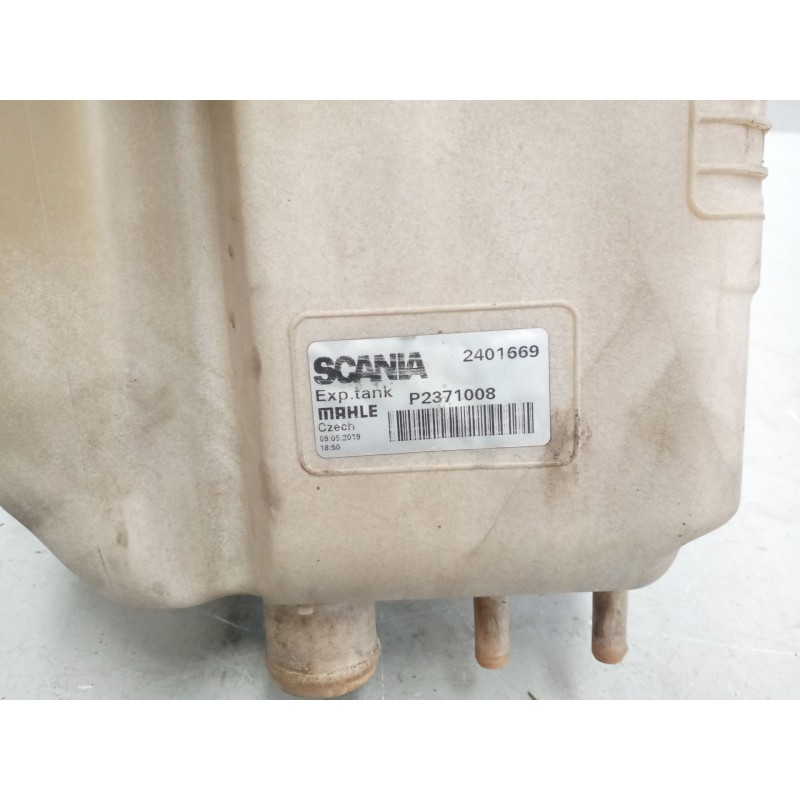 Recambio de deposito expansion para scania p,g,r,t - series g 440, r 440 referencia OEM IAM 2401669 - Azul 4