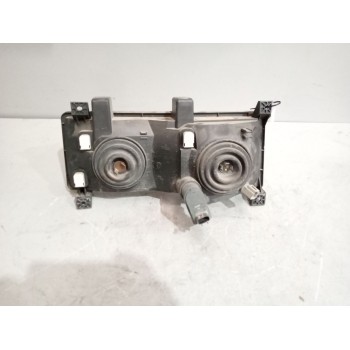Recambio de faro derecho para nissan atleon referencia OEM IAM 260109X000  