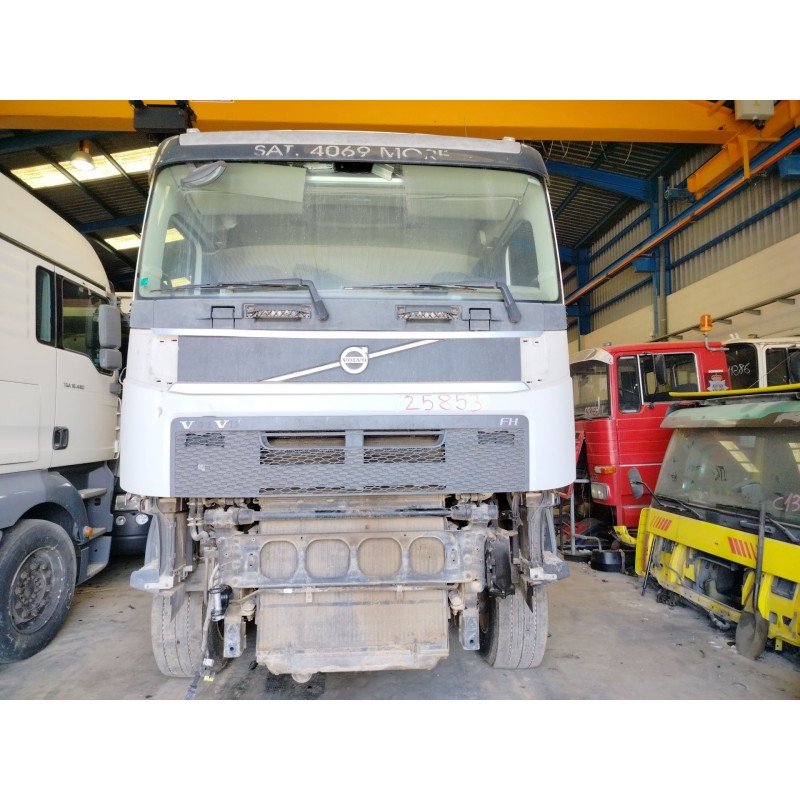 volvo fh 500 del año 2015