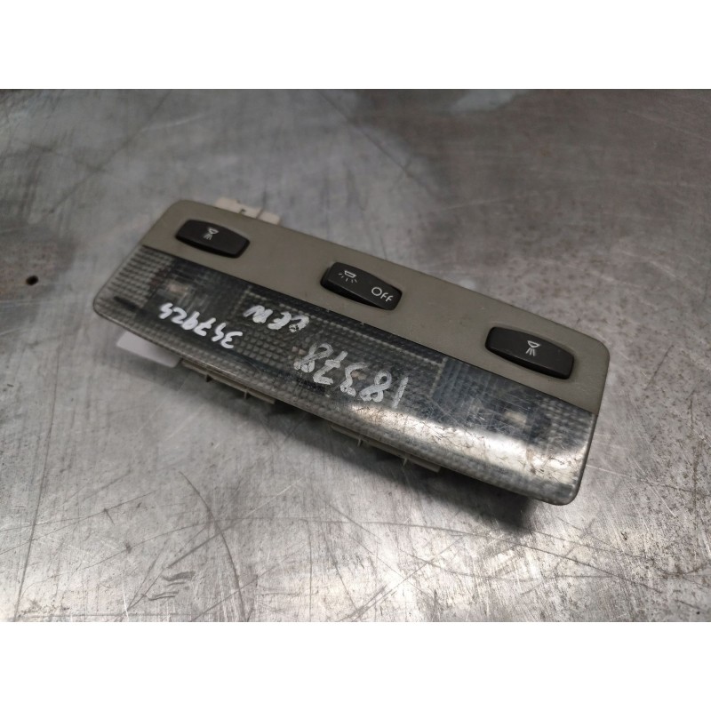 Recambio de luz interior para renault scenic (ja..) 1.9 dci authentique referencia OEM IAM 82003025 TRASERA 