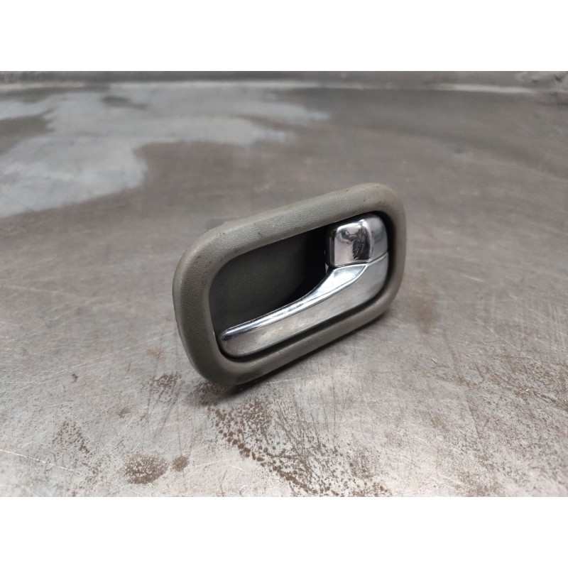 Recambio de maneta interior delantera derecha para nissan almera tino (v10m) acenta referencia OEM IAM 80670BM800  