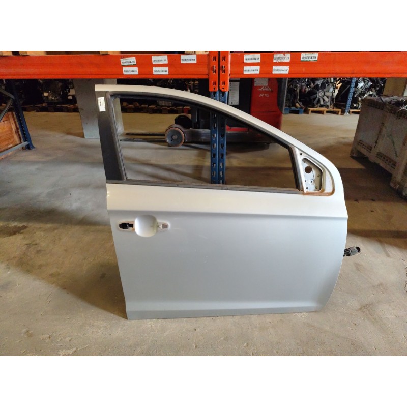 Recambio de puerta delantera derecha para hyundai i20 city s referencia OEM IAM   