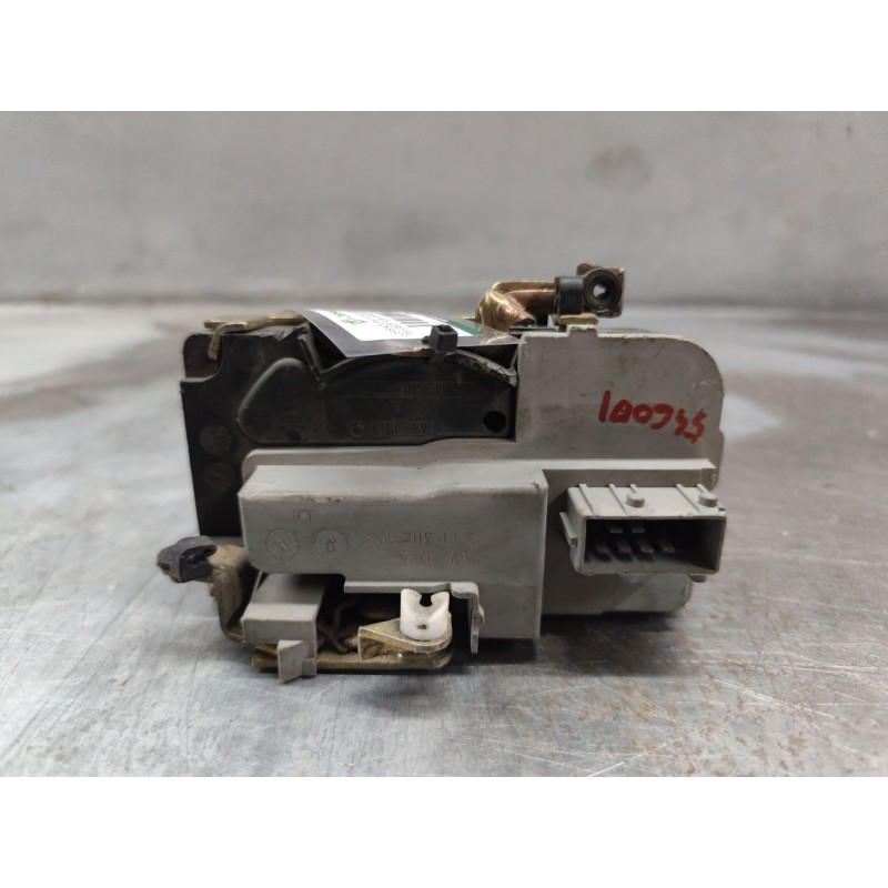 Recambio de cerradura puerta delantera derecha para peugeot 306 berlina 3/4/5 puertas (s2) boulebard referencia OEM IAM 2