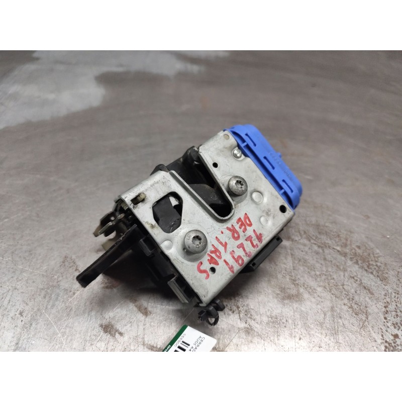Recambio de cerradura puerta trasera derecha para audi a4 avant (b5) 2.5 tdi referencia OEM IAM   