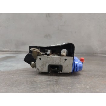 Recambio de cerradura puerta trasera derecha para audi a4 avant (b5) 2.5 tdi referencia OEM IAM   