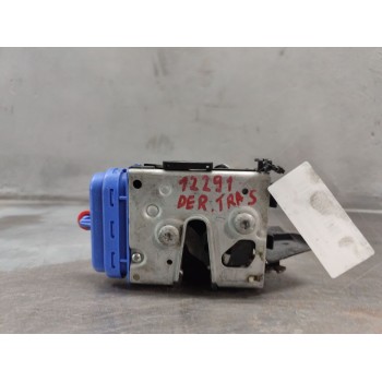 Recambio de cerradura puerta trasera derecha para audi a4 avant (b5) 2.5 tdi referencia OEM IAM   