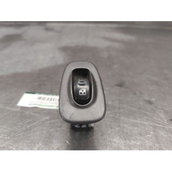 Recambio de mando elevalunas trasero izquierdo para hyundai accent (lc) gl 5p referencia OEM IAM   