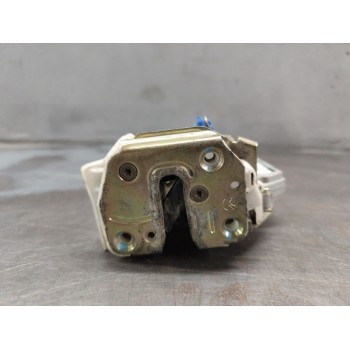 Recambio de cerradura puerta trasera derecha para nissan primera berlina (p11) básico referencia OEM IAM  CON CENTRALIZADO ELECT
