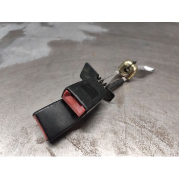 ENGANCHE DE CINTURON TRASERO CENTRAL 3B0857739C 3B0857739C 