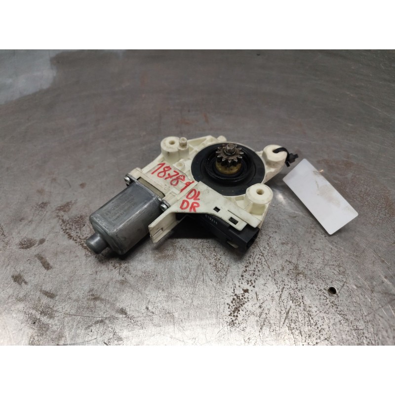Recambio de motor elevalunas delantero derecho para ford focus lim. (cb4) titanium referencia OEM IAM 4M5T14553 0130822216 