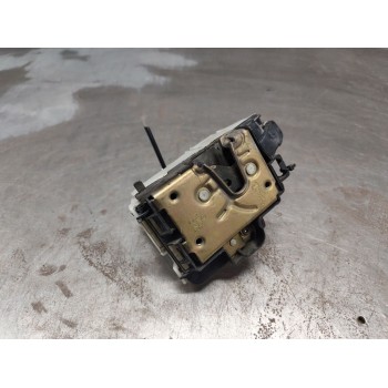 CERRADURA PUERTA TRASERA DERECHA 6K4839016E 