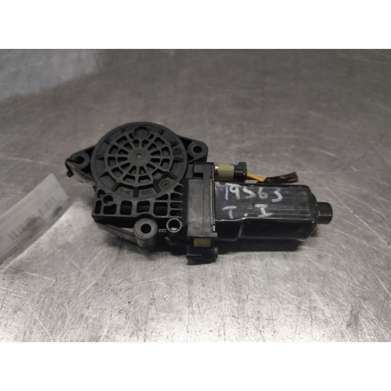 Recambio de motor elevalunas trasero izquierdo para hyundai tucson (jm) 2.0 crdi comfort (4wd) referencia OEM IAM 3130034192 2 P - Negro 4