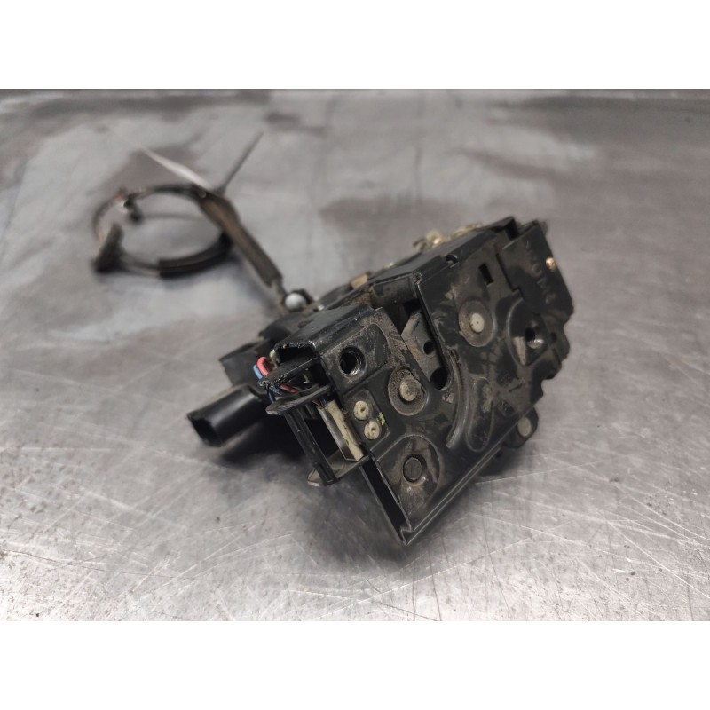 Recambio de cerradura puerta delantera derecha para volkswagen passat berlina (3b2) comfortline referencia OEM IAM  8 PINS 