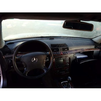 mercedes-benz clase s (w220) berlina del año 2000