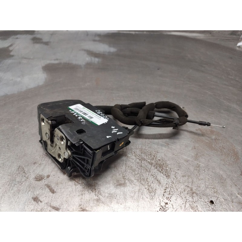 Recambio de cerradura puerta delantera izquierda para iveco daily vi furgoneta 33s12, 35s12, 35c12 referencia OEM IAM 5801529301