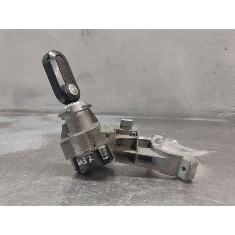 Recambio de conmutador de arranque para iveco daily vi furgoneta 33s12, 35s12, 35c12 referencia OEM IAM 05801364057  