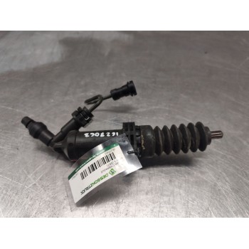 Recambio de bomba embrague para bmw 1 (e87) 120 d referencia OEM IAM 13670610  