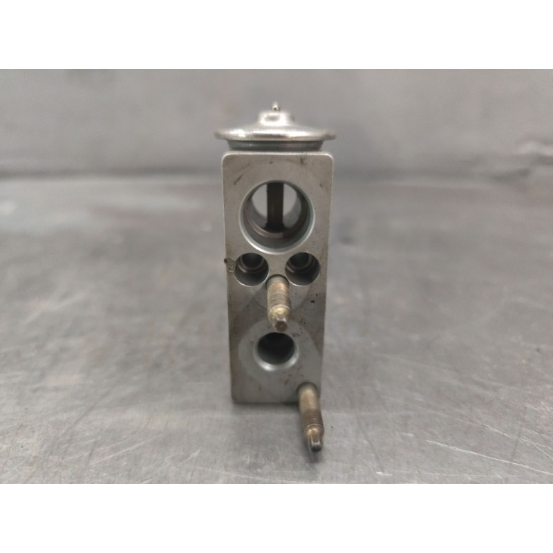Recambio de valvula expansion para peugeot 407 st confort referencia OEM IAM 52260690 3