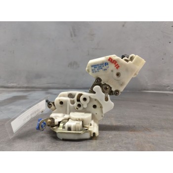 Recambio de cerradura puerta delantera derecha para nissan serena (c23m) 2.3 invitation d referencia OEM IAM 8055261U01  