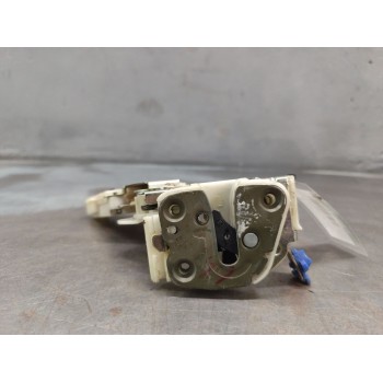 Recambio de cerradura puerta delantera derecha para nissan serena (c23m) 2.3 invitation d referencia OEM IAM 8055261U01  