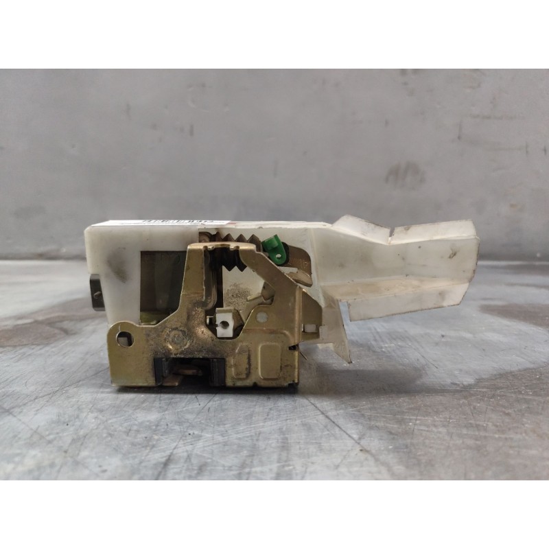 Recambio de cerradura puerta delantera derecha para renault clio ii fase i (b/cbo) 1.9 d referencia OEM IAM - Gris 2