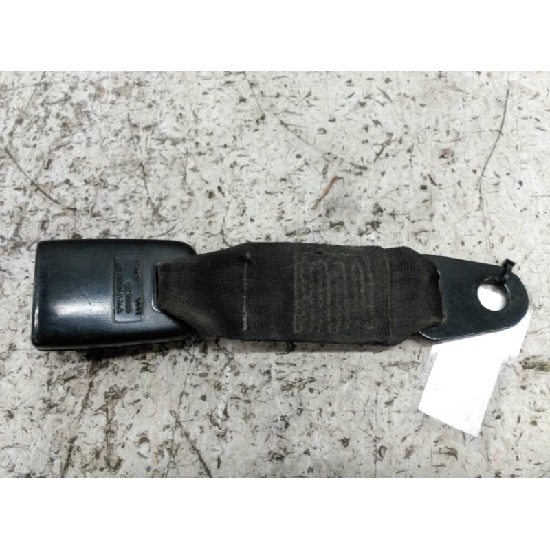 Recambio de enganche de cinturon delantero derecho para ford transit caja cerrada, corta (fy) (2000 =>) referencia OEM IAM - Blanco