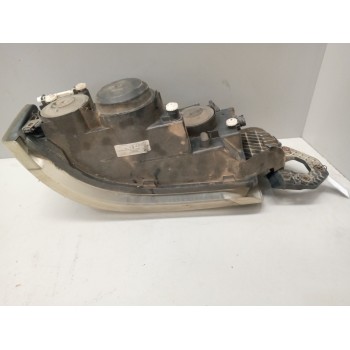 Recambio de faro derecho para renault premium route 2006 10.8 diesel referencia OEM IAM 7421636309  