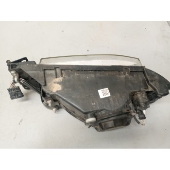 Recambio de faro derecho para iveco eurocargo chasis  (typ 150 e 23) larga distancia referencia OEM IAM   