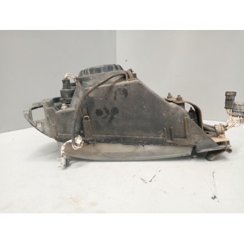 Recambio de faro izquierdo para iveco eurocargo chasis  (typ 150 e 23) larga distancia referencia OEM IAM   